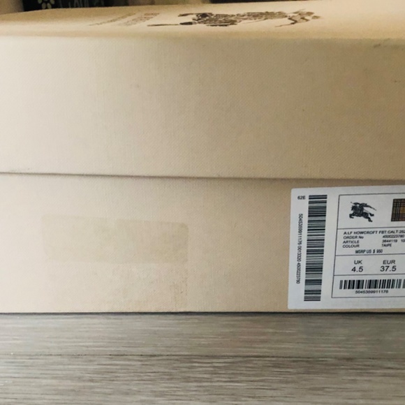 Burberry stilettos - Picture 8 of 8